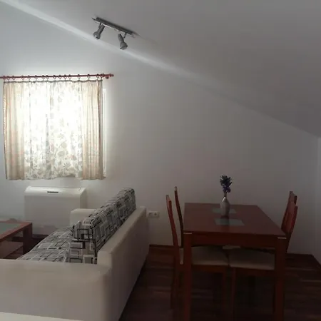 Bernarda アパート Sumpetar