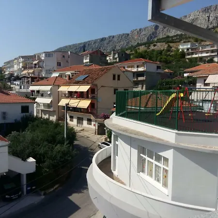 アパート Bernarda Sumpetar