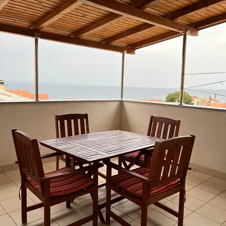 Bernarda Apartment *