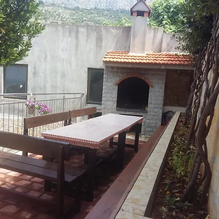 Apartment Bernarda *